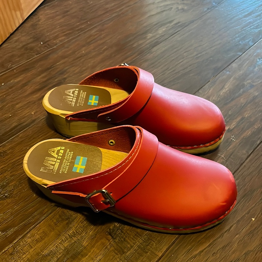 Red Mia Clog